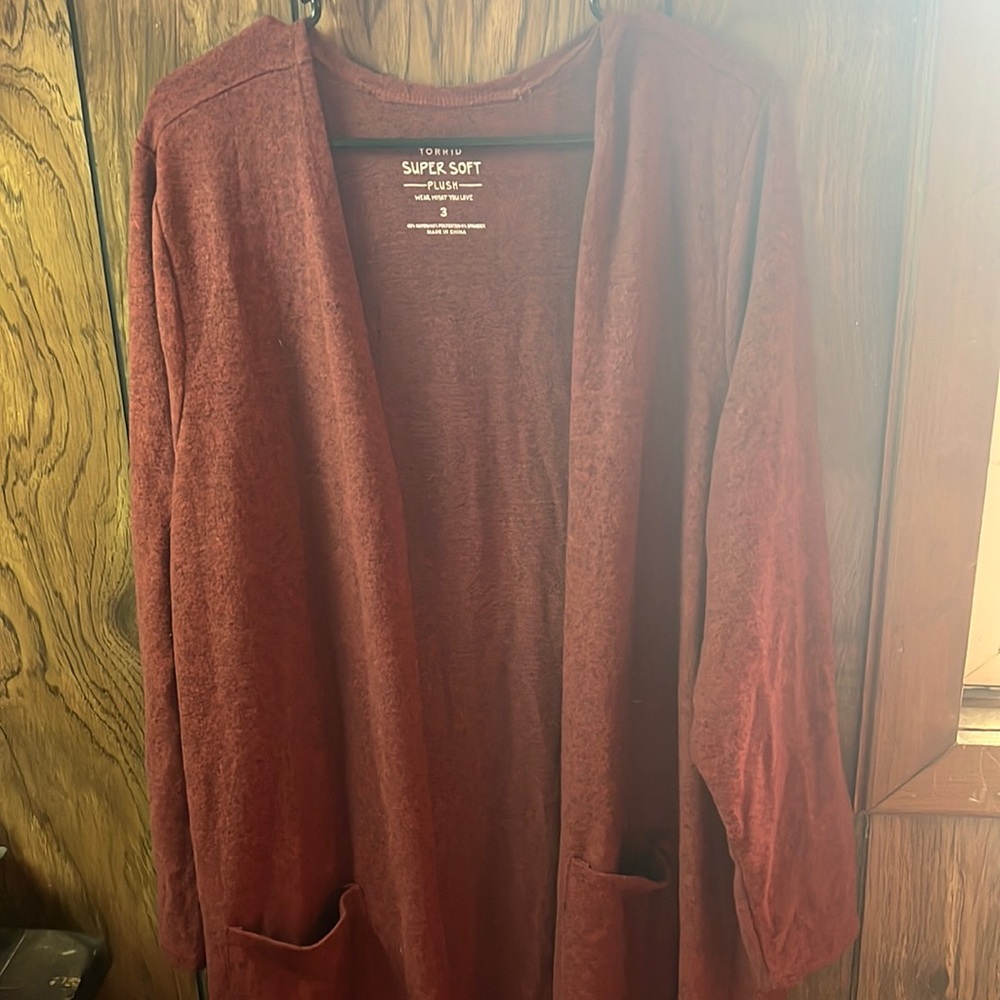 NWT Torrid Super Soft Plush Brown/Red Duster Size 3